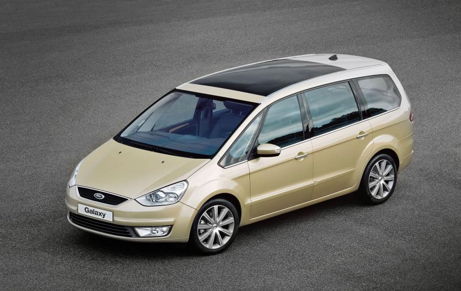  Ford Galaxy 2000 года  (фото 46 из 87)